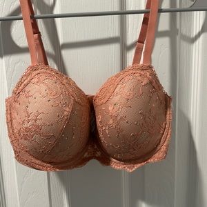 Victoria’s Secret dream angel lined, Demi bra.